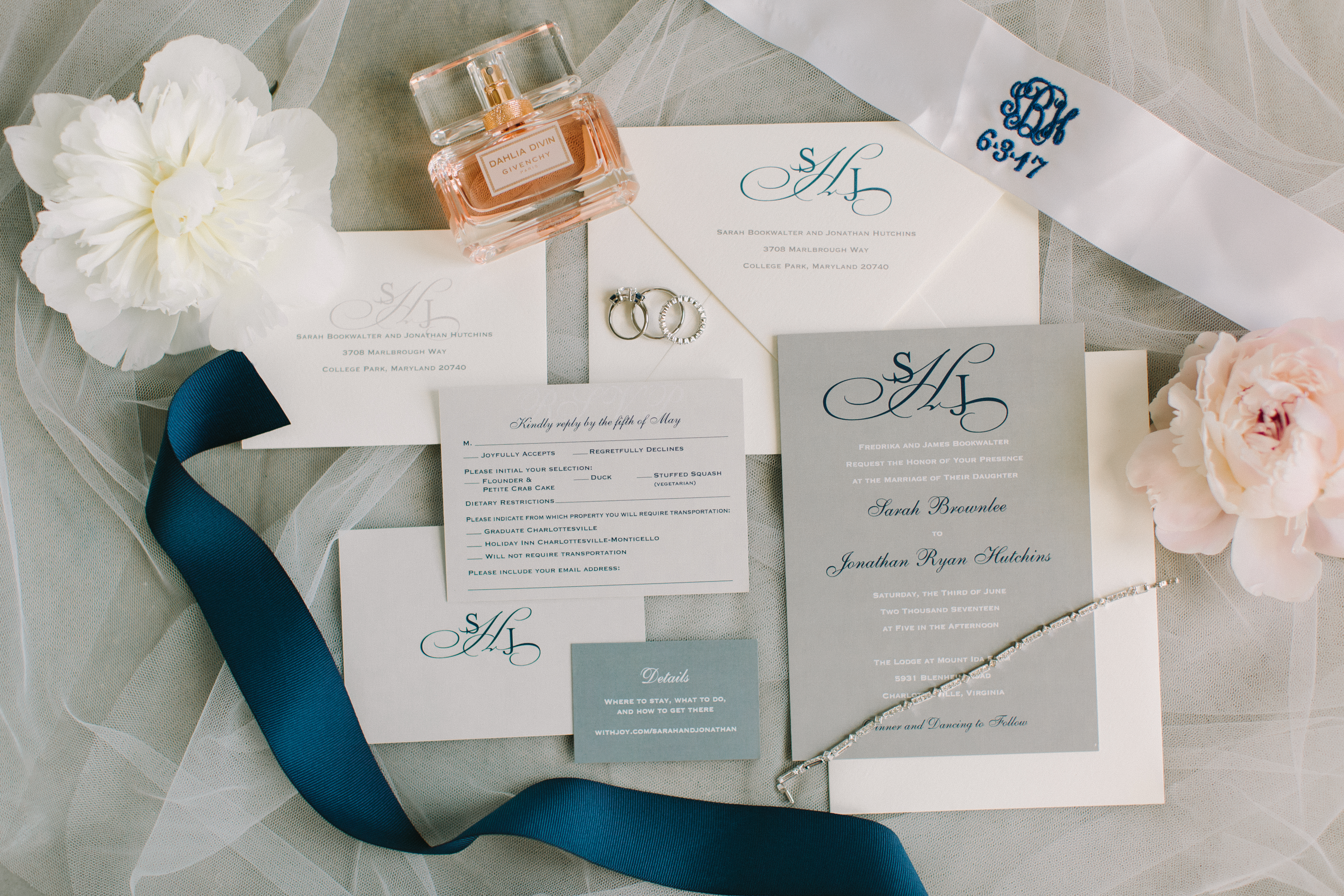 charlottesville-virginia-wedding-photographer-mount-ida-farm-sarah-and-jon-32